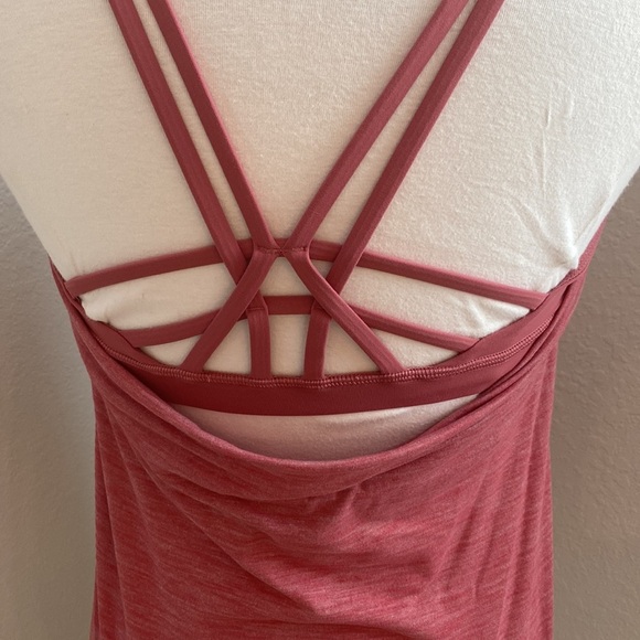 LULULEMON Moment To Movement 2-In-1 Tank Heathered Cherry Tint / Cherry Tint - Picture 10 of 11